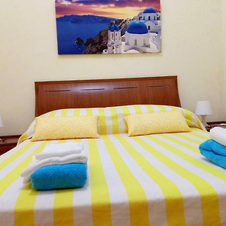 B&B Teresella เนเปิลส์ ภายนอก รูปภาพ