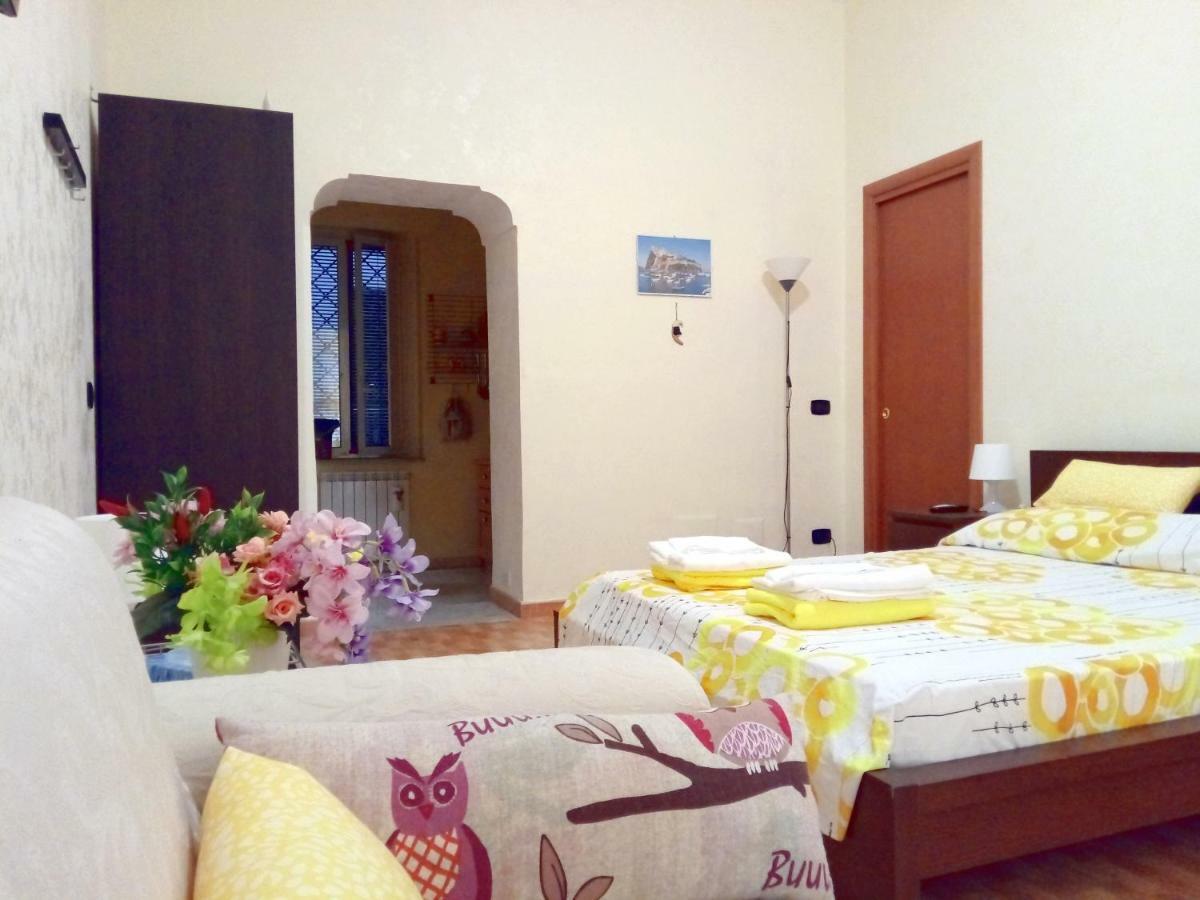 B&B Teresella เนเปิลส์ ภายนอก รูปภาพ