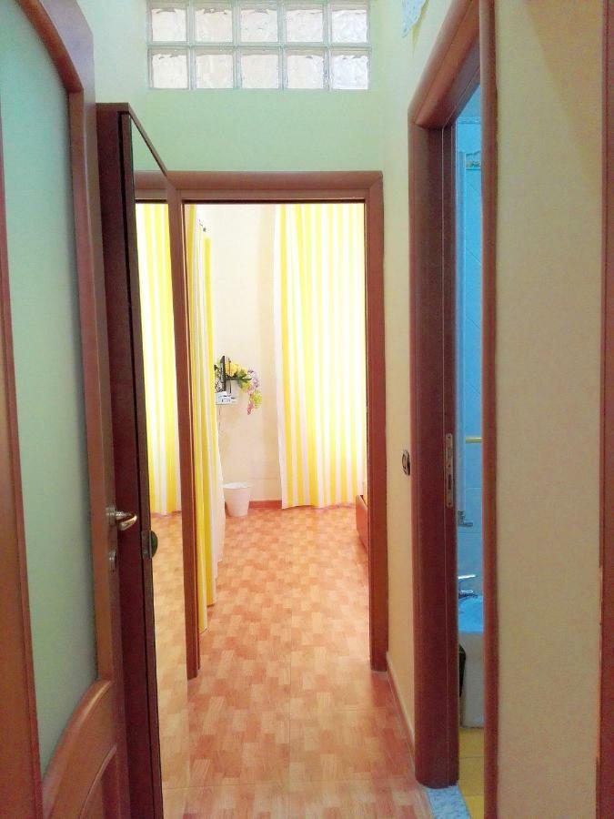 B&B Teresella เนเปิลส์ ภายนอก รูปภาพ