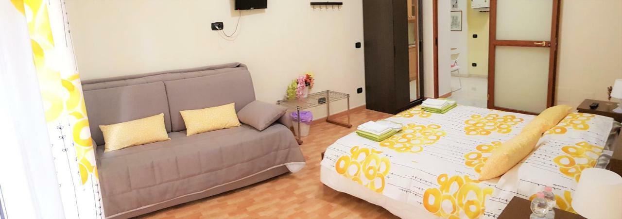 B&B Teresella เนเปิลส์ ภายนอก รูปภาพ